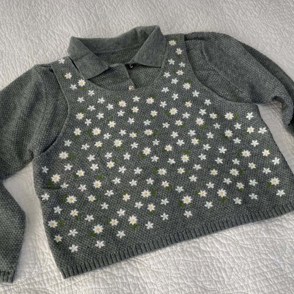 Cider Charcoal Gray Daisy Knit Sweater, size 0XL